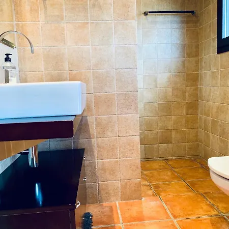 Hauzify I Casa Mei Villa *